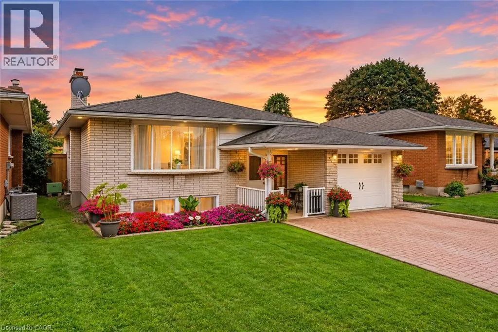 49 CARNABY Crescent