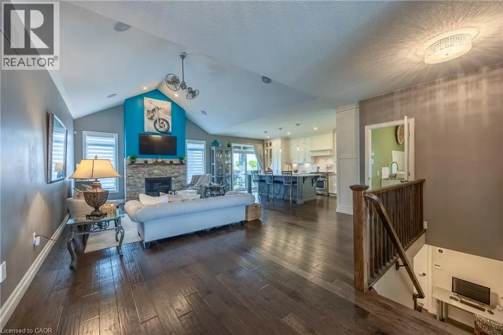 149 NEW LAKESHORE Road