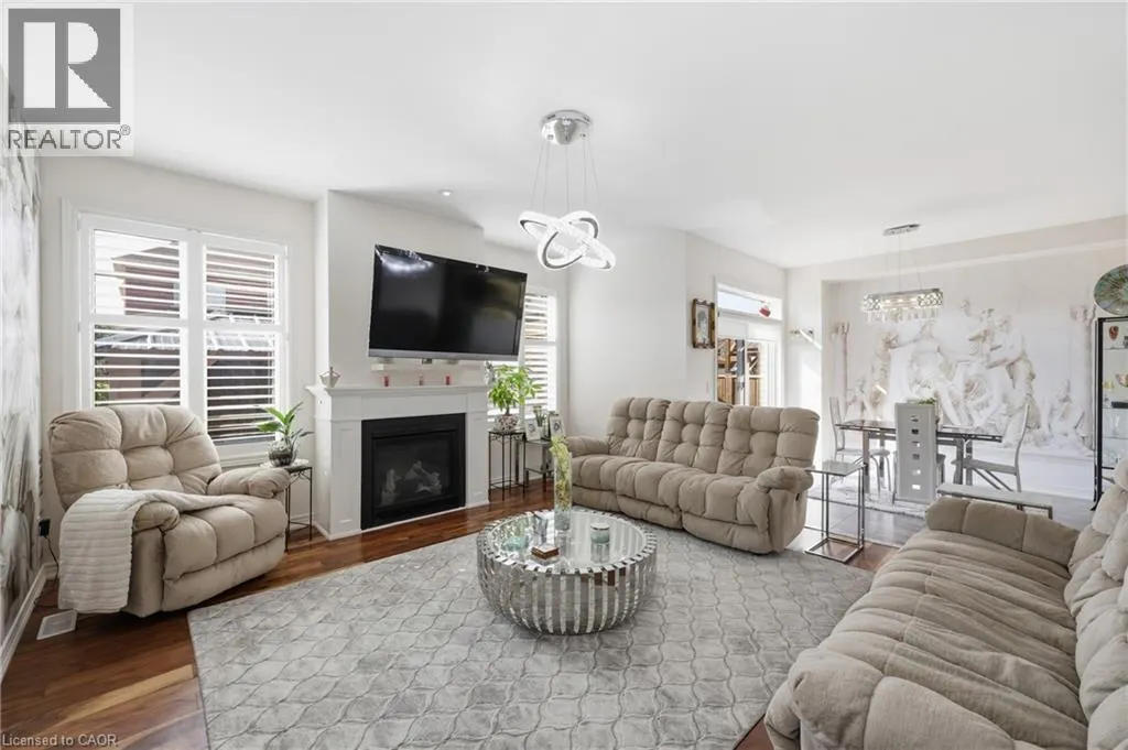 97 NARBONNE Crescent Unit# Main & Upper