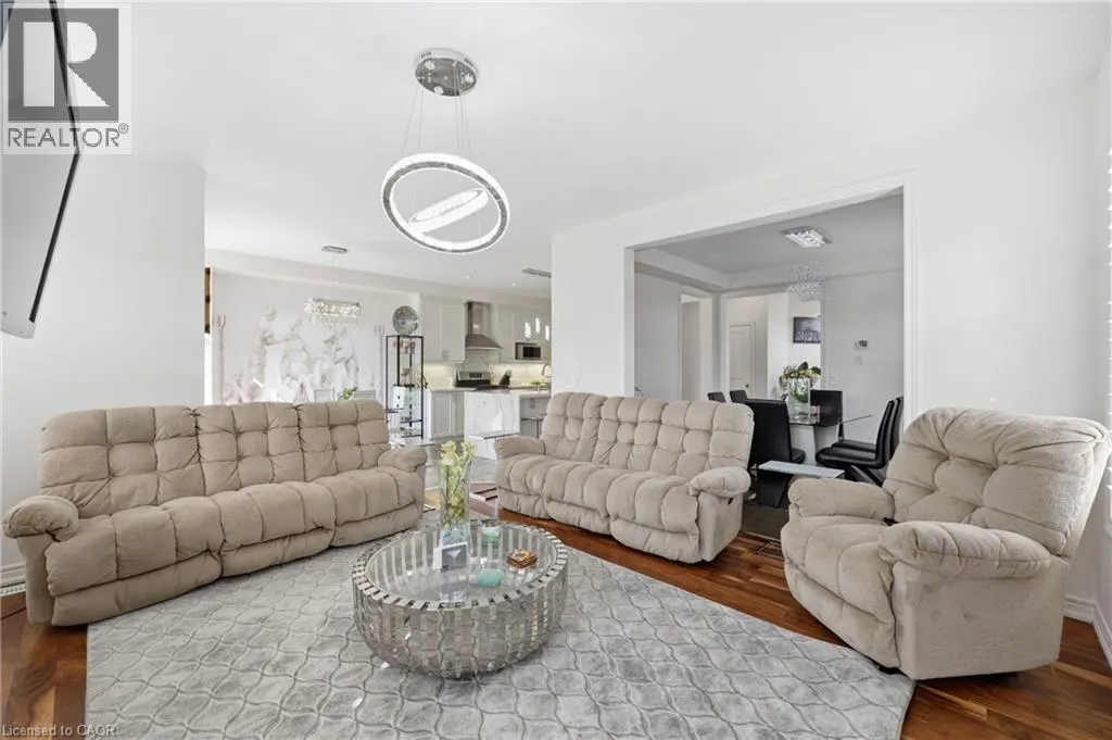 97 NARBONNE Crescent Unit# Main & Upper