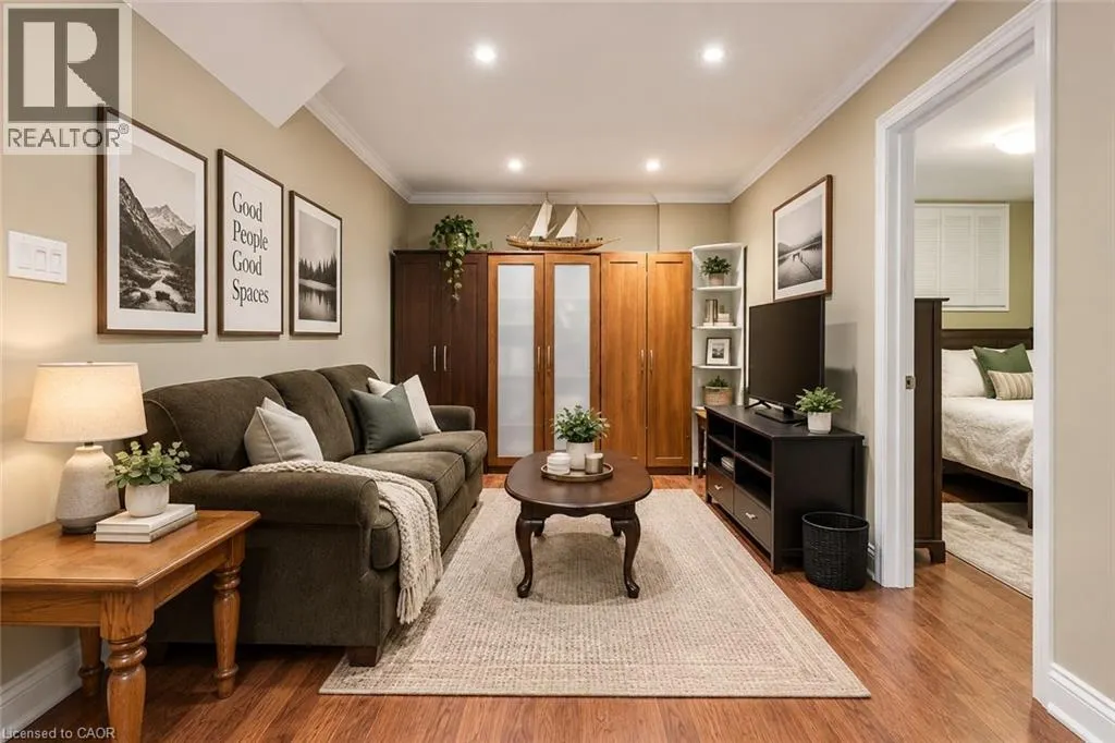 2033 SAXON Road