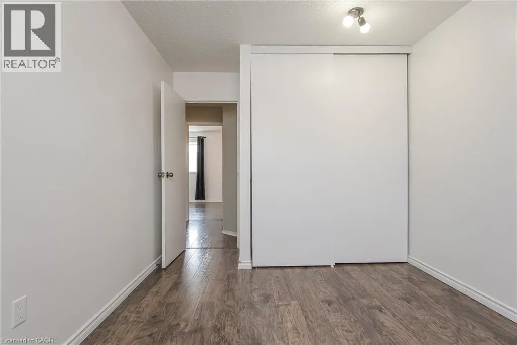 125 SEKURA Crescent Unit# 13 #13