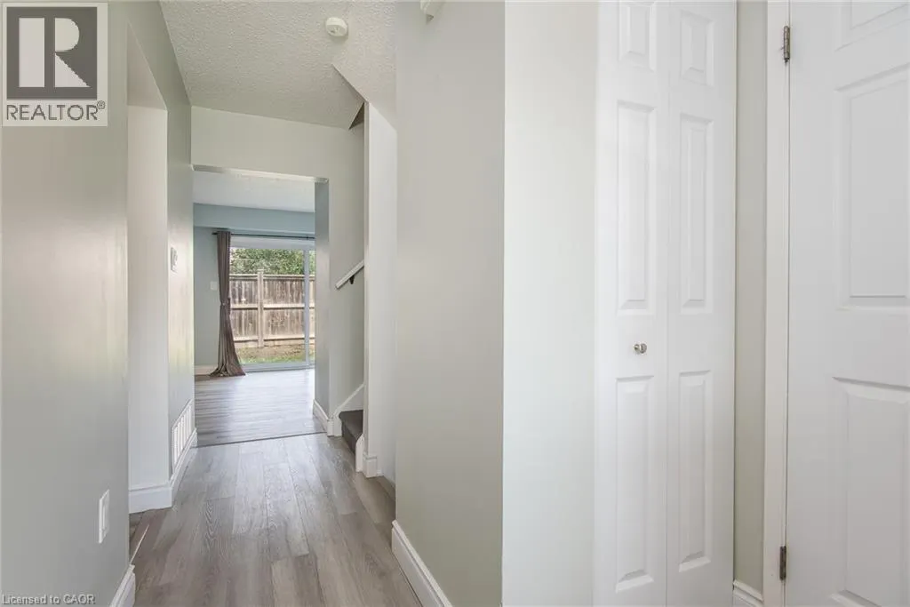 125 SEKURA Crescent Unit# 13 #13