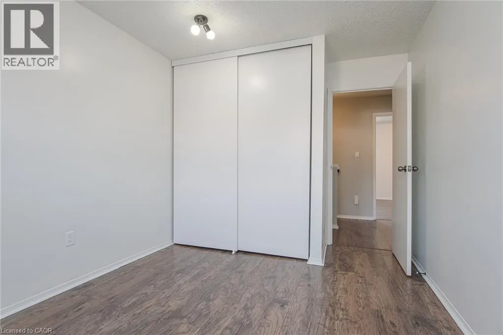 125 SEKURA Crescent Unit# 13 #13