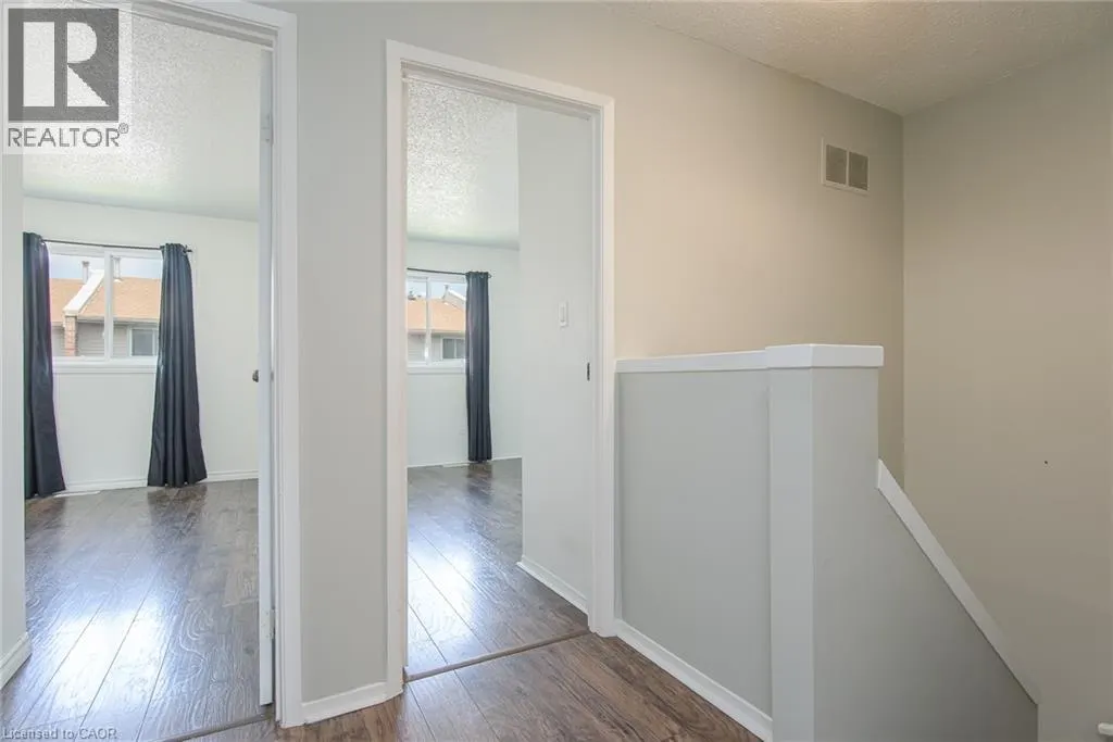 125 SEKURA Crescent Unit# 13 #13