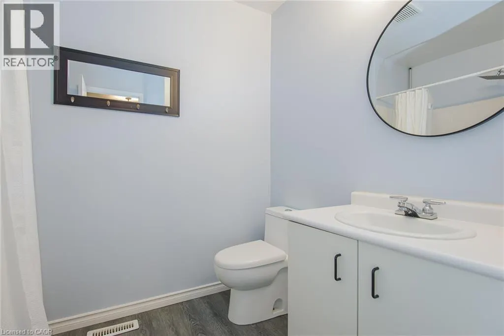 125 SEKURA Crescent Unit# 13 #13