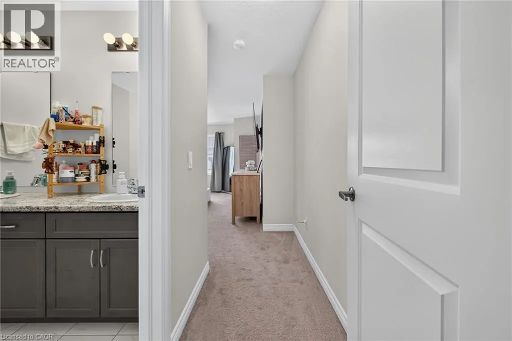 27 RACHEL Drive Unit# 22 #22
