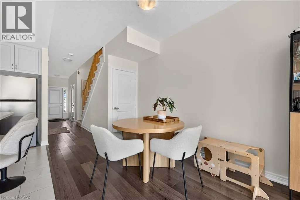 27 RACHEL Drive Unit# 22 #22