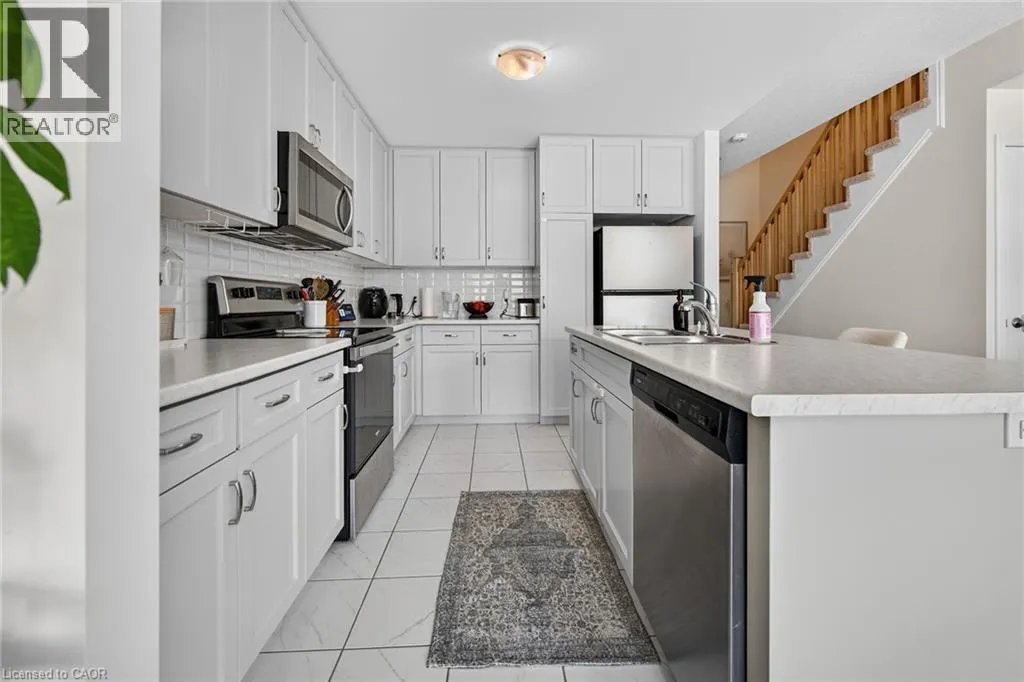 27 RACHEL Drive Unit# 22 #22