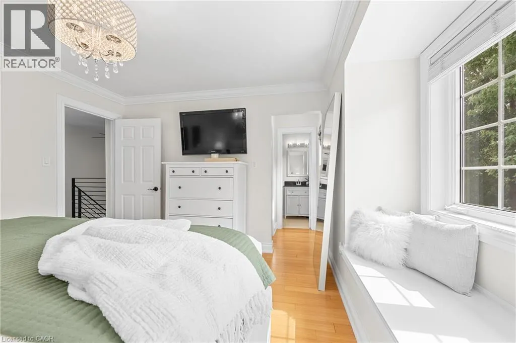 2495 WOODEN HILL Circle
