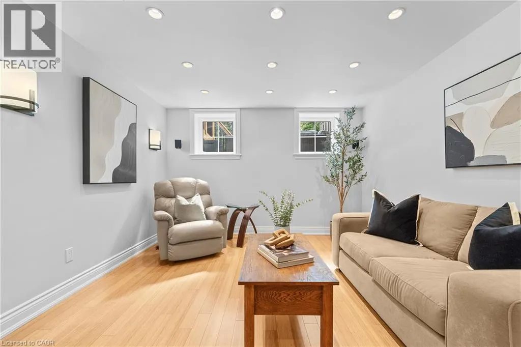 2495 WOODEN HILL Circle