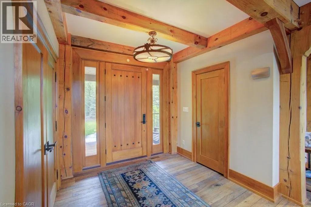 8429 POPLAR Sideroad