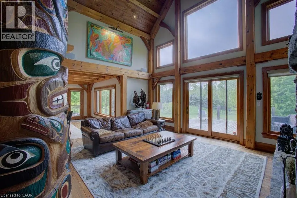 8429 POPLAR Sideroad