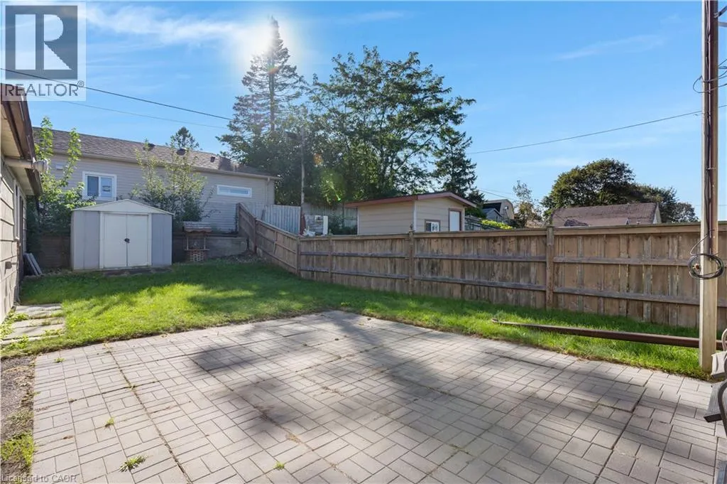 297 WILSON Avenue