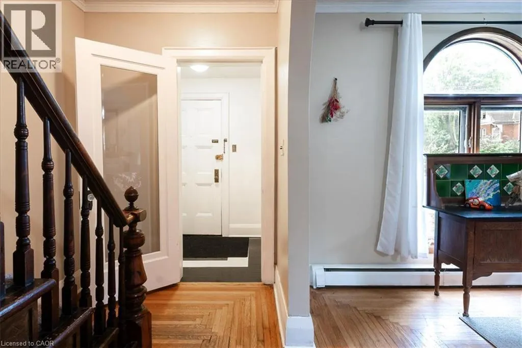 167 CHURCH Street W