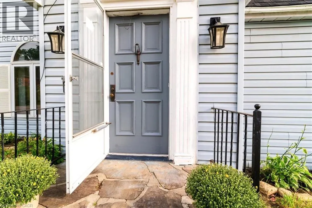167 CHURCH Street W