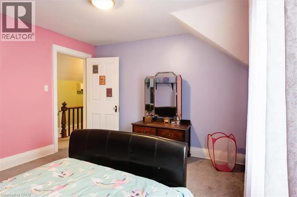 167 CHURCH Street W