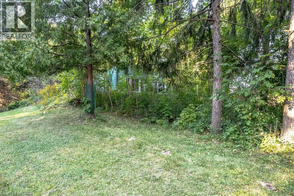 961 LOWER LIONS CLUB Road