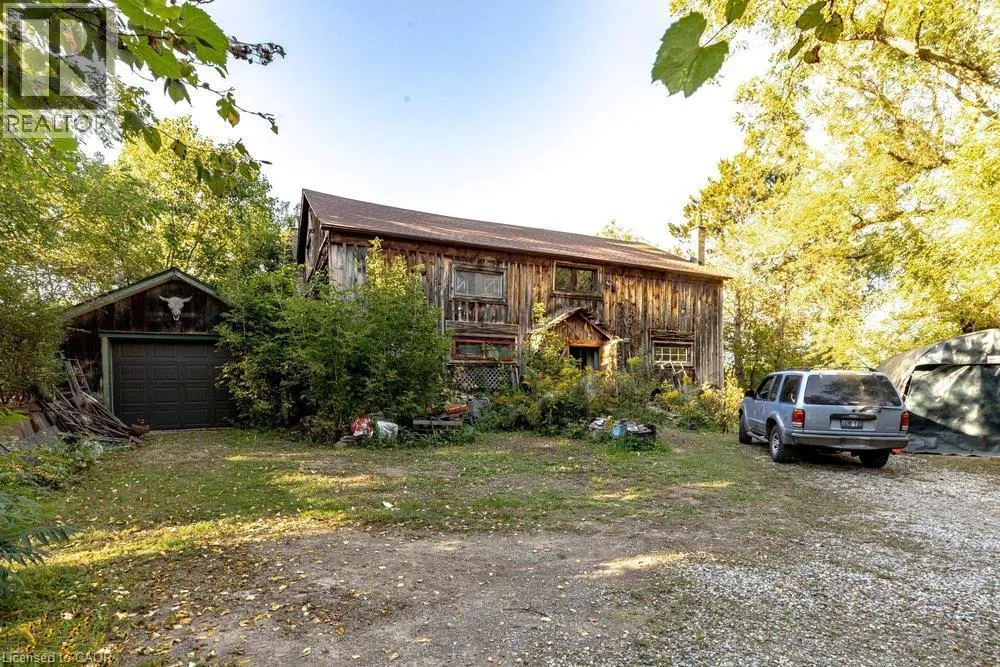 961 LOWER LIONS CLUB Road