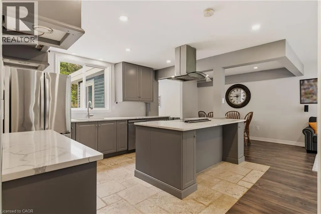 1262 HIDDEN VALLEY Road