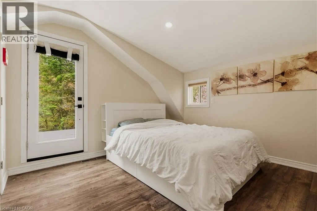 1262 HIDDEN VALLEY Road