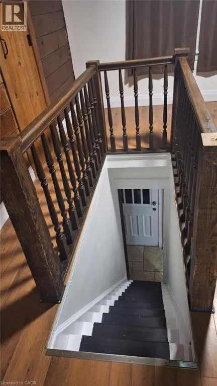 10 HUME Street Unit# MAIN #MAIN