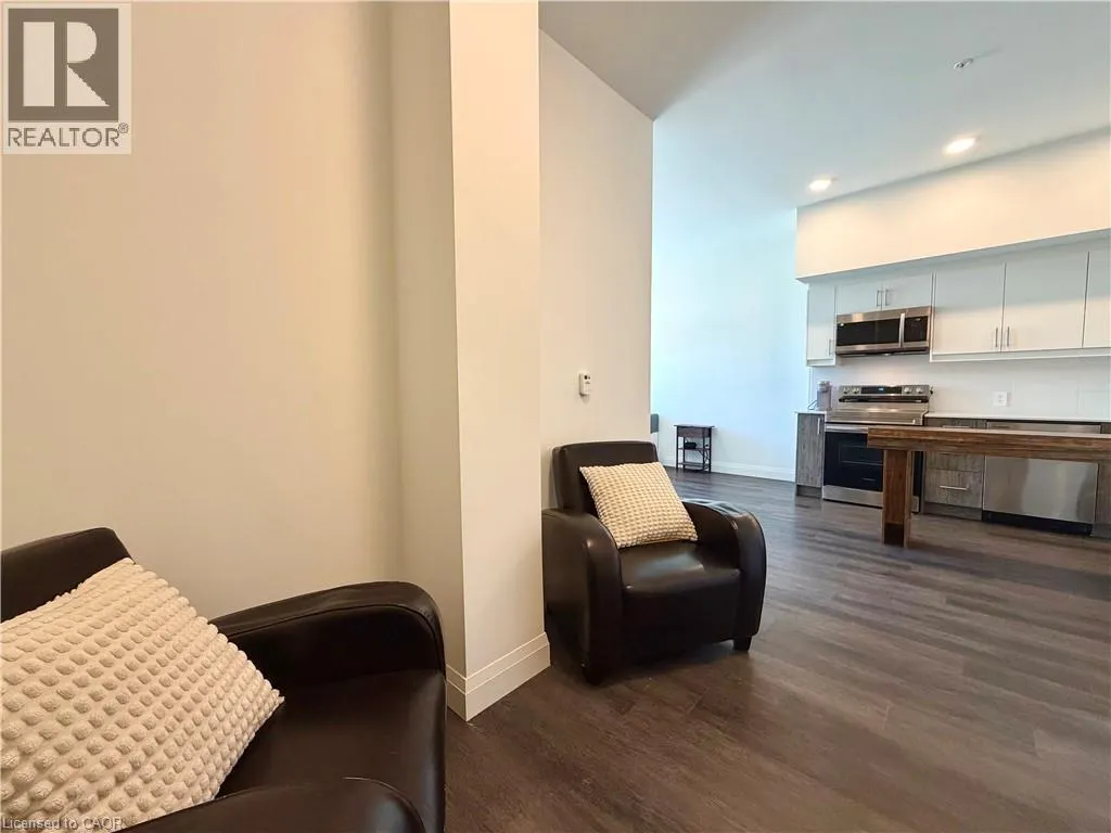 1333 WEBER Street E Unit# 106 #106