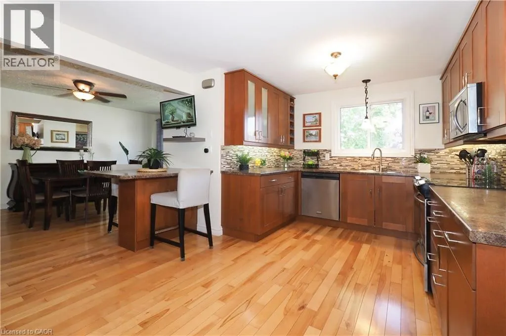 59 BAKERSFIELD Drive