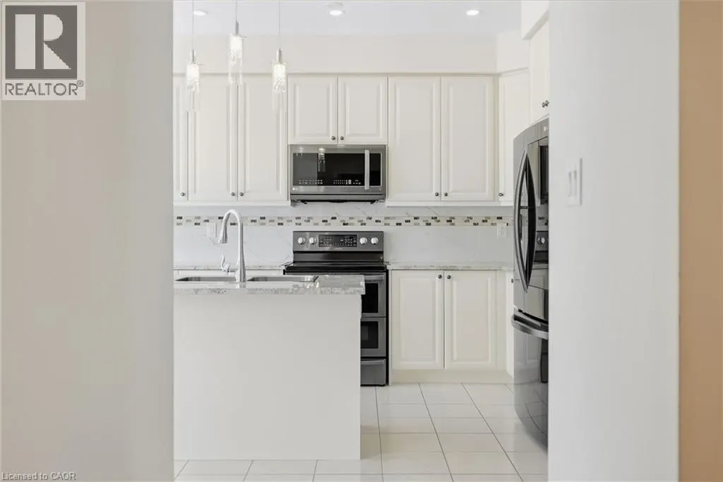 35 ROYAL COACHMAN Way
