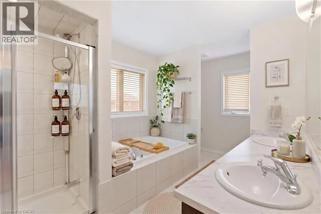 35 ROYAL COACHMAN Way
