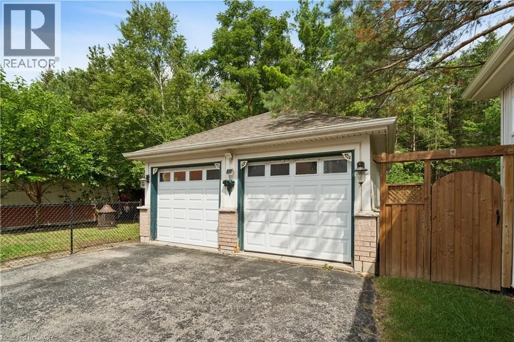 167 ACADEMY Place