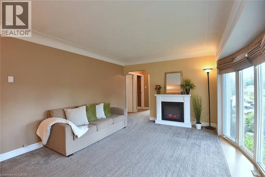 24 DELSEY Street