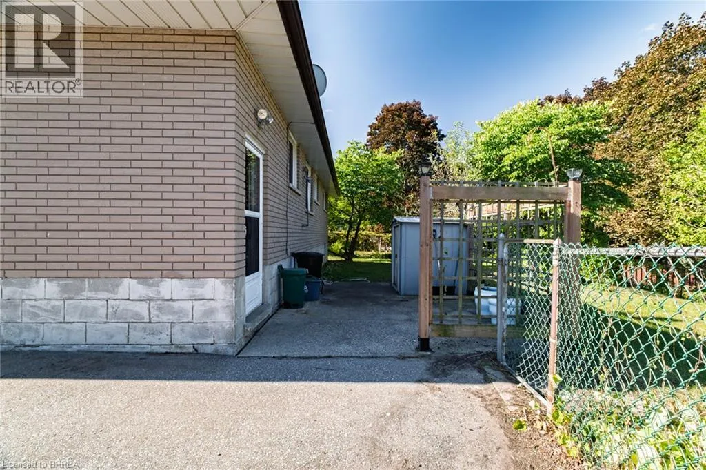 19 GILLRIE Court