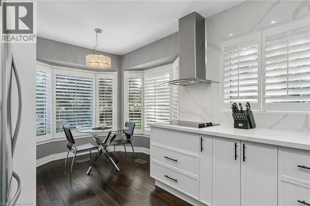 73 WINDHAVEN Place