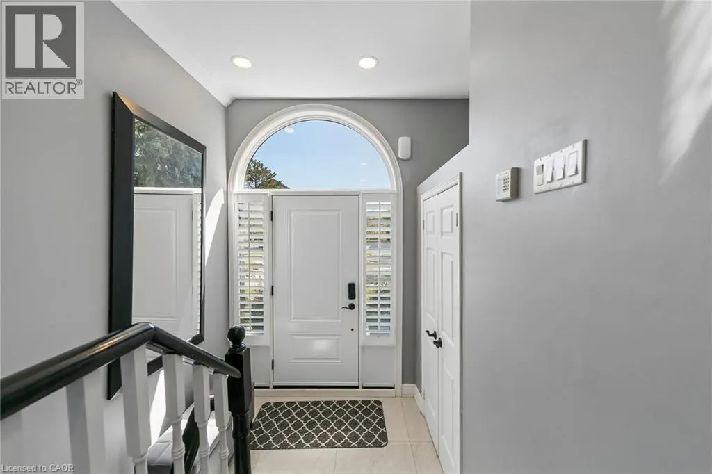 73 WINDHAVEN Place