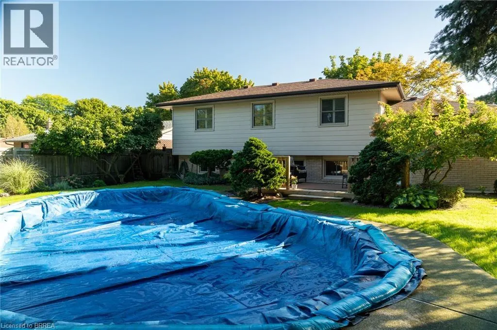 78 BERKLEY Crescent