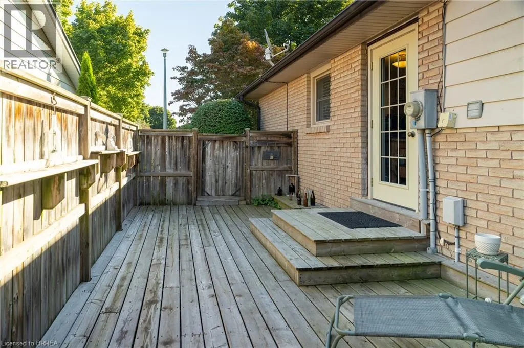 78 BERKLEY Crescent
