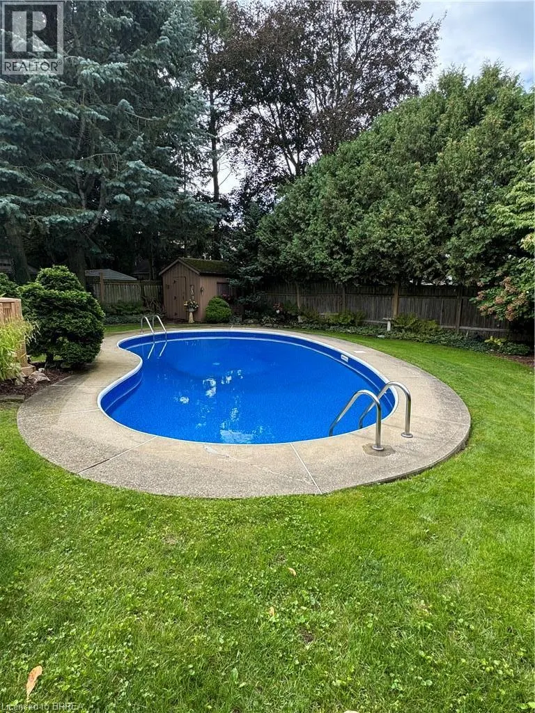 78 BERKLEY Crescent