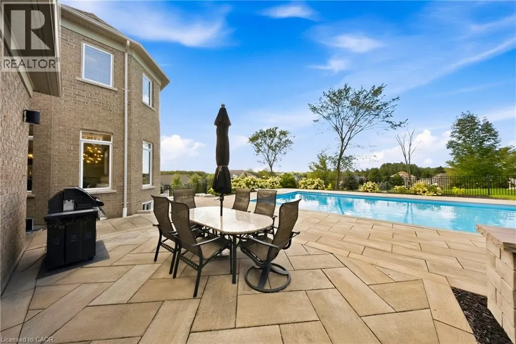 4 MORRISON Court