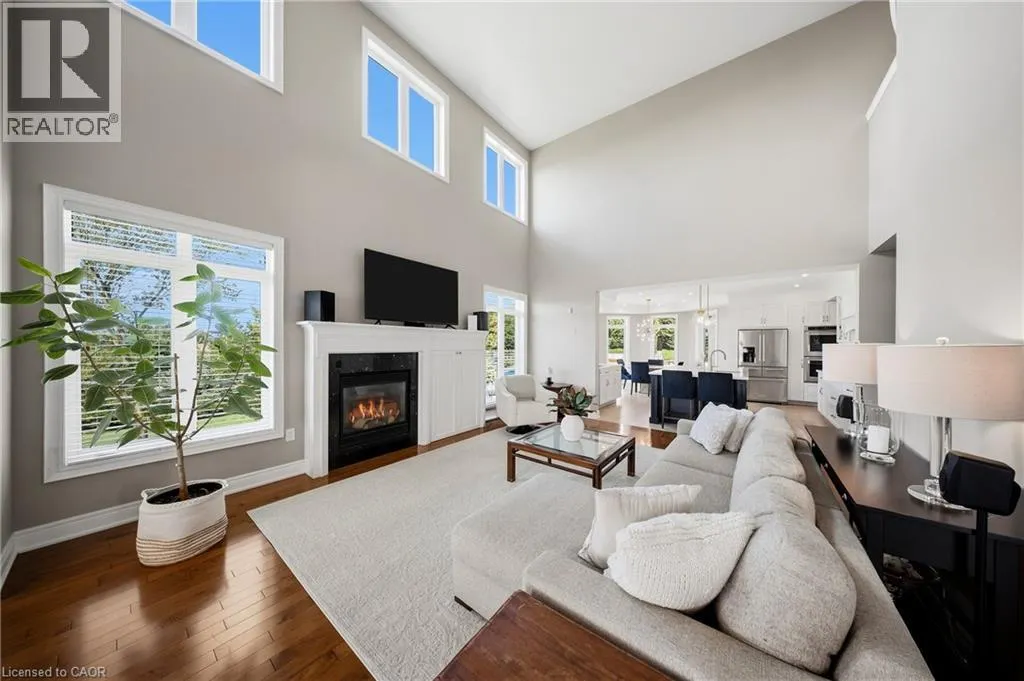 4 MORRISON Court