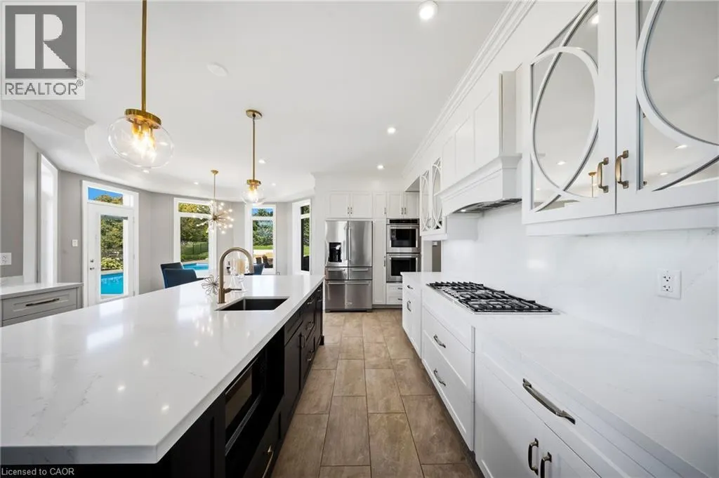 4 MORRISON Court