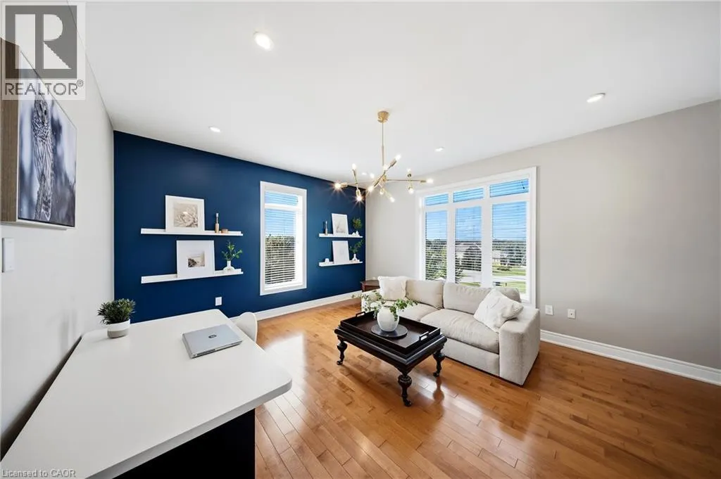 4 MORRISON Court