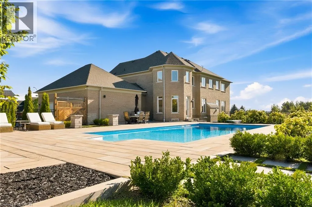4 MORRISON Court