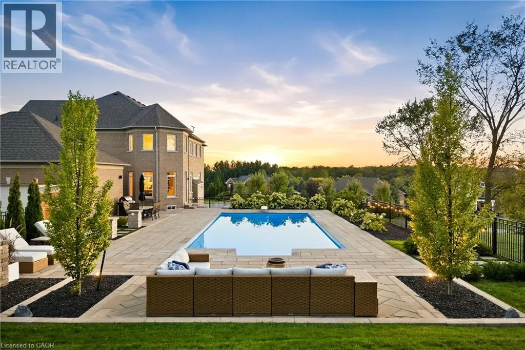 4 MORRISON Court
