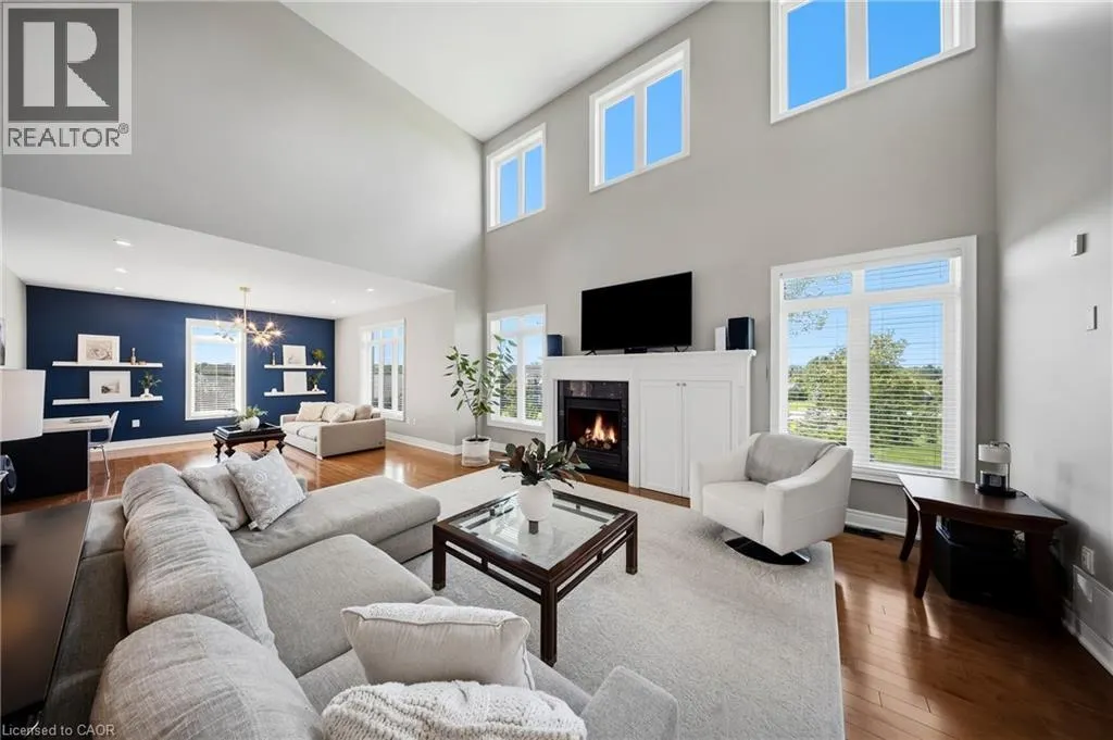 4 MORRISON Court