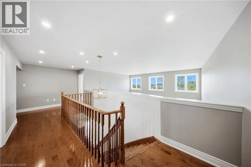 4 MORRISON Court