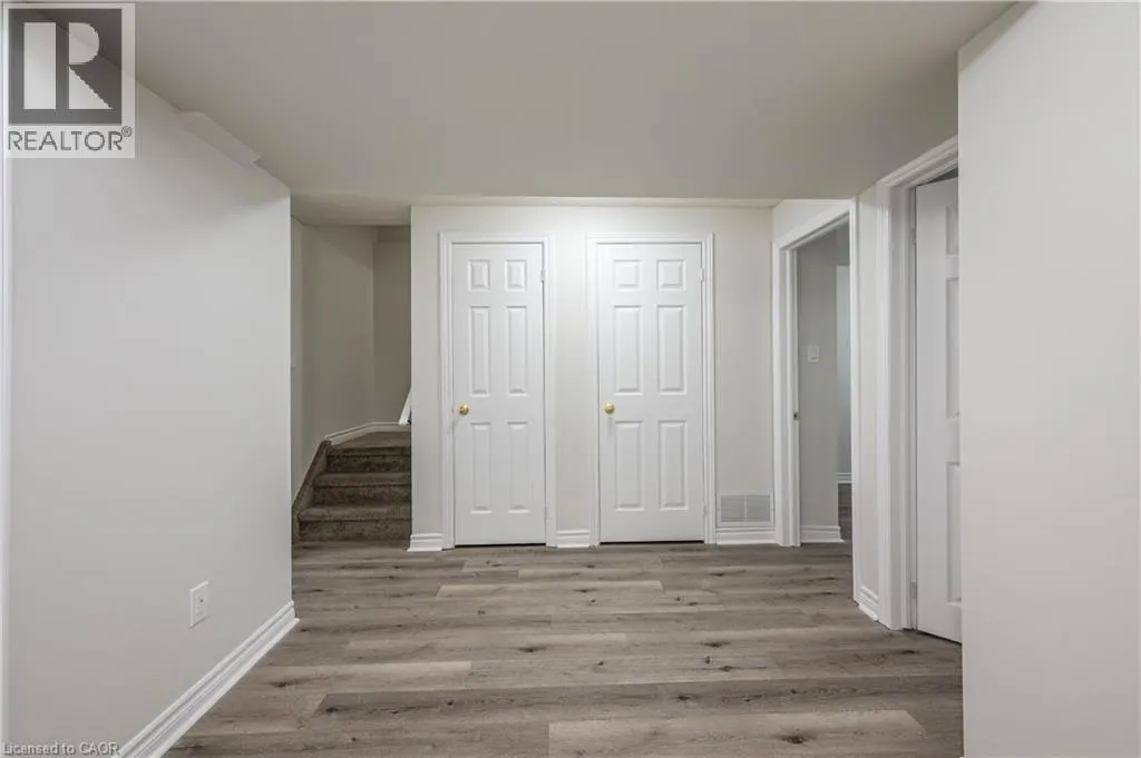 600 SARNIA Road Unit# 43 #43