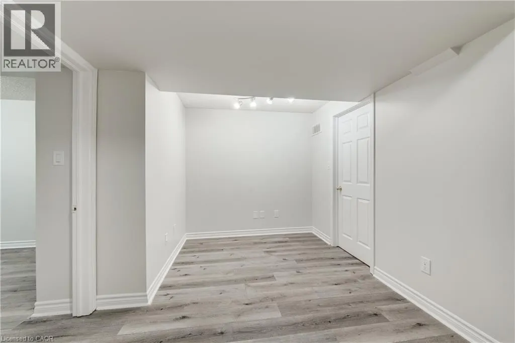 600 SARNIA Road Unit# 43 #43
