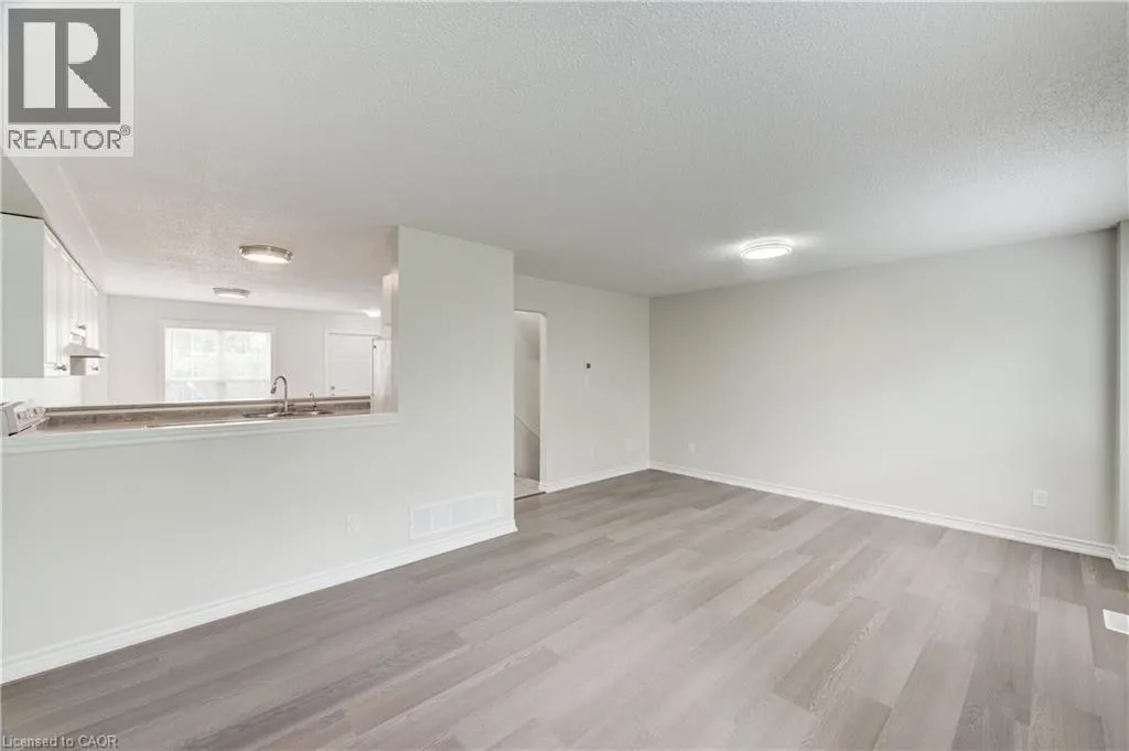 600 SARNIA Road Unit# 43 #43