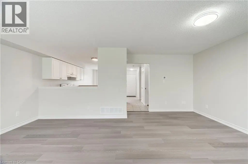 600 SARNIA Road Unit# 43 #43
